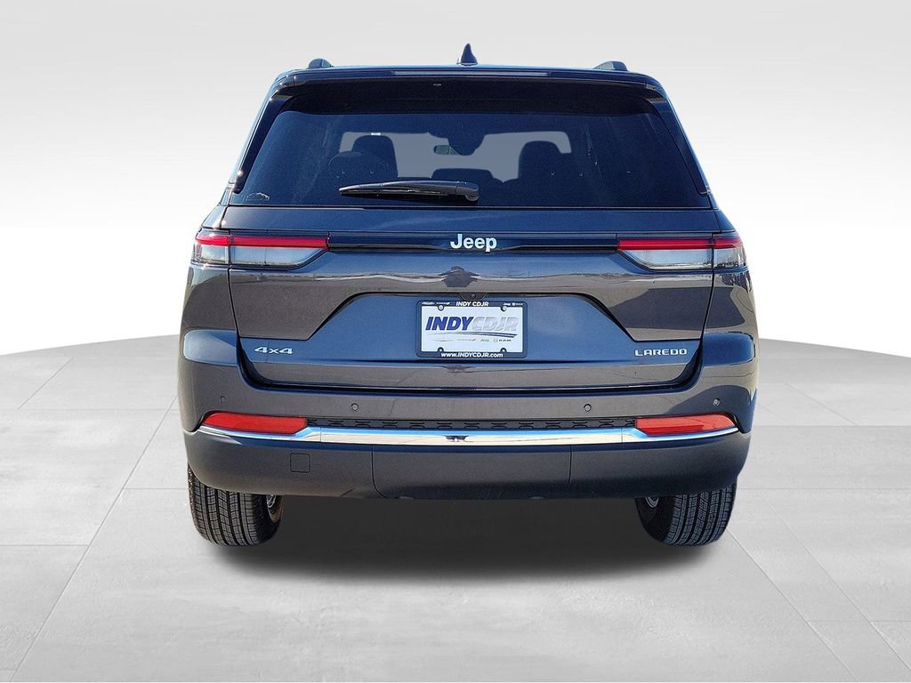 New 2025 Jeep Grand Cherokee Laredo X image 5