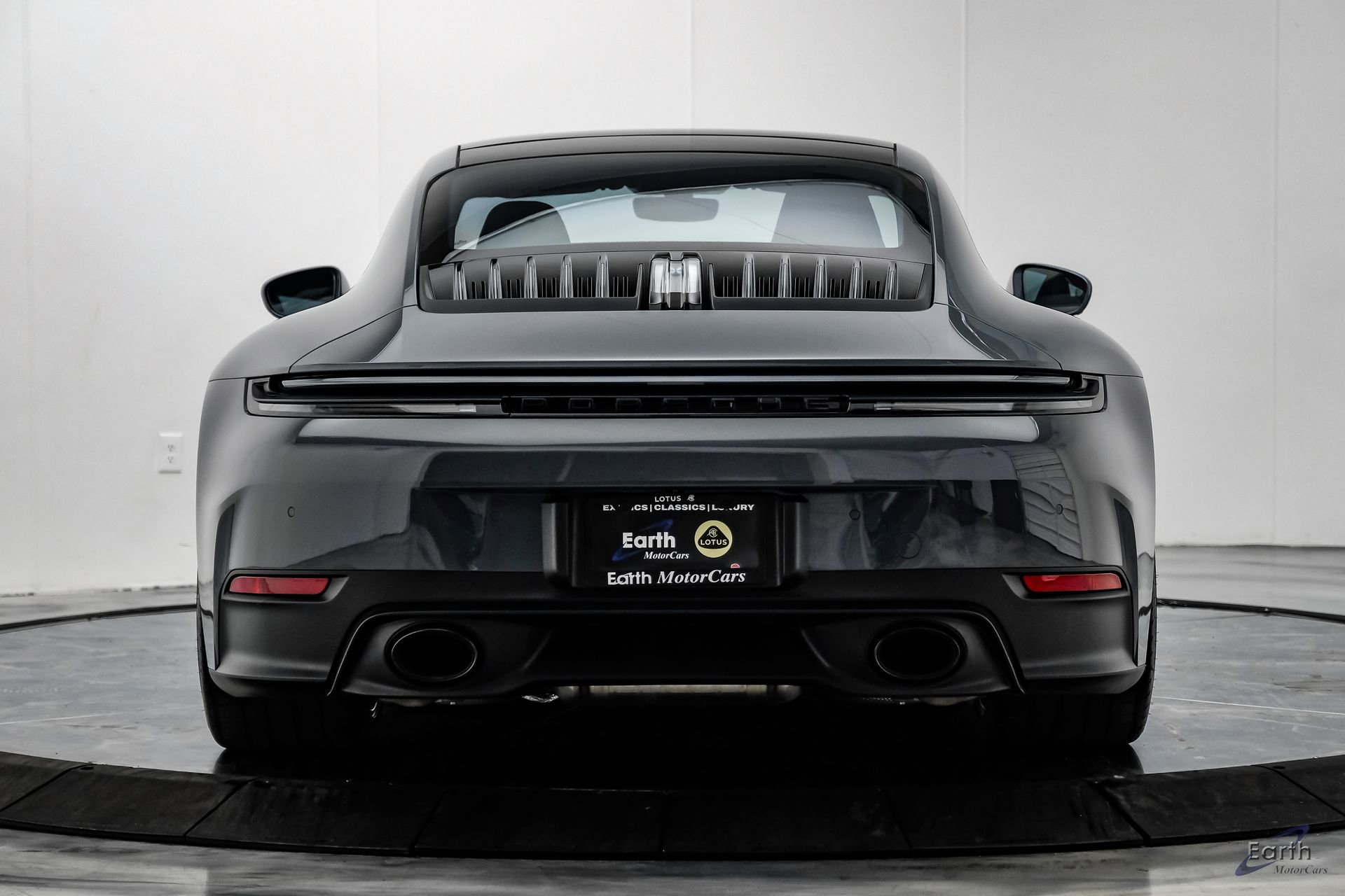 Used 2025 Porsche 911 Carrera T image 10