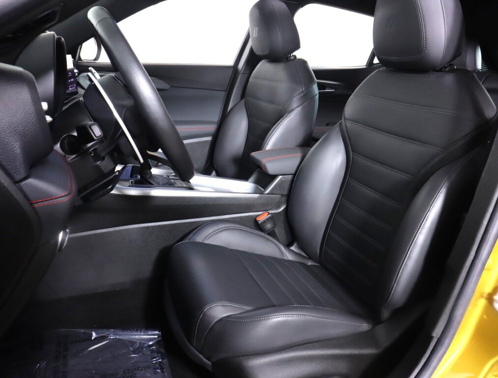 Used 2024 Dodge Hornet R/T Plus w/ Tech Pack Plus w/o Parking image 33