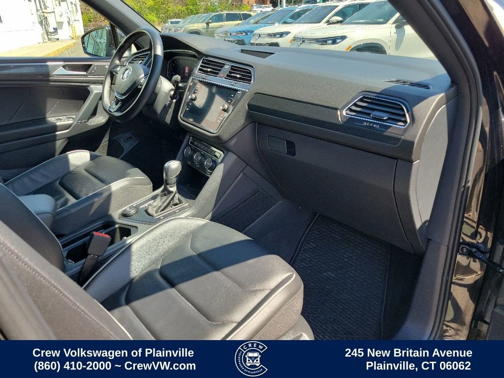 Used 2020 Volkswagen Tiguan SEL Premium R-Line w/ 3rd Row Seat Package AWD/4WD image 46