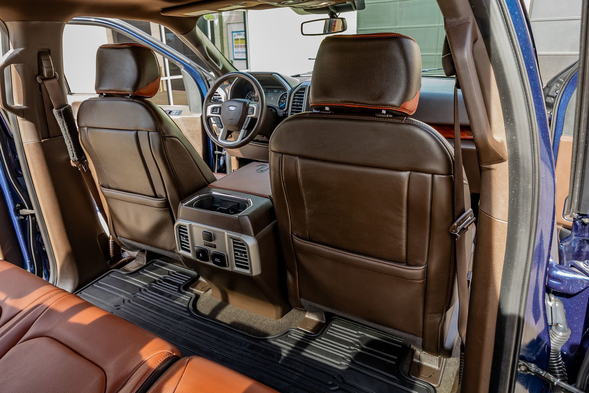 Used 2019 Ford F150 King Ranch w/ Equipment Group 601A Luxury AWD/4WD image 29