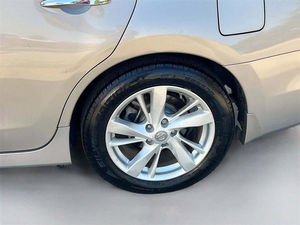 Used 2013 Nissan Altima 2.5 SV image 28