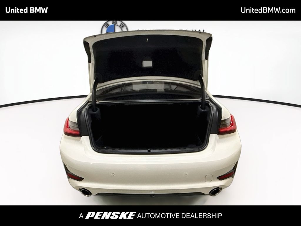 Used 2020 BMW 330i Sedan w/ Convenience Package RWD image 14
