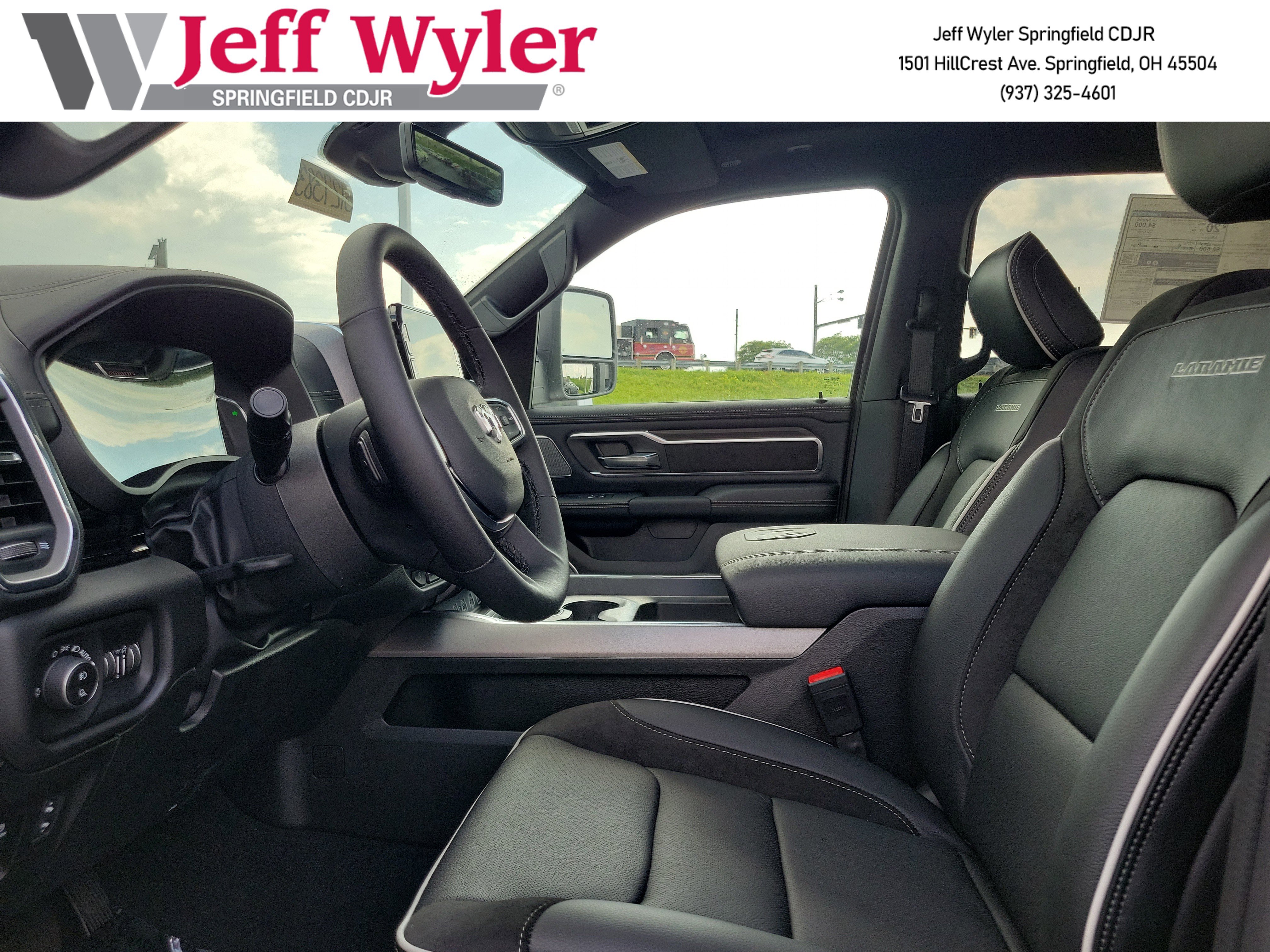 New 2026 RAM 1500 Laramie w/ Night Edition image 15