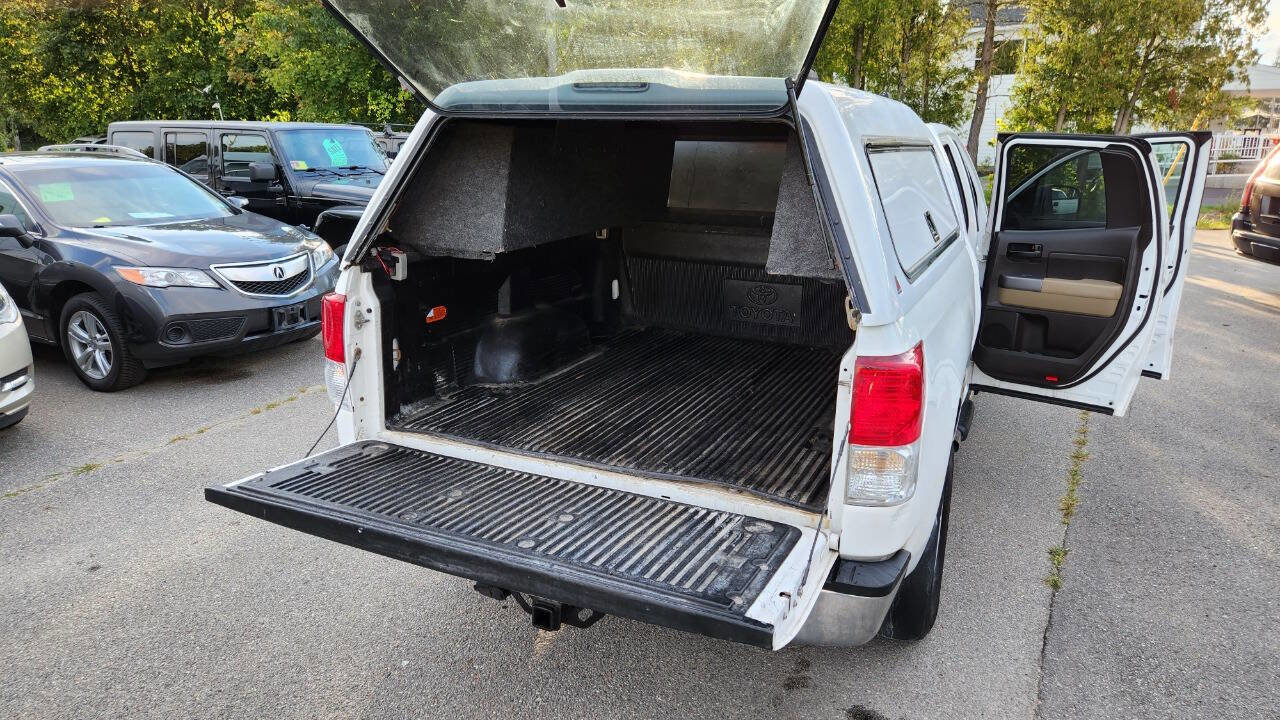 Used 2011 Toyota Tundra 4x4 Double Cab image 29