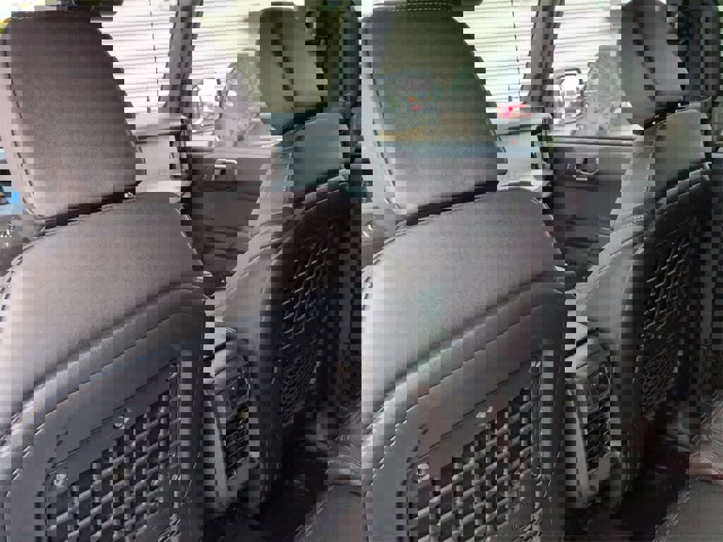 New 2025 Ford Bronco Big Bend w/ Black Diamond Package image 19