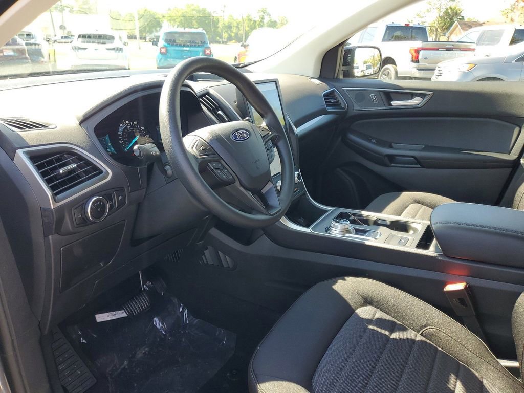 New 2024 Ford Edge SE w/ Black Appearance Package AWD/4WD image 11