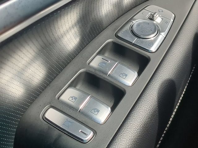 Certified 2026 Genesis G70 2.5T Prestige AWD/4WD image 23