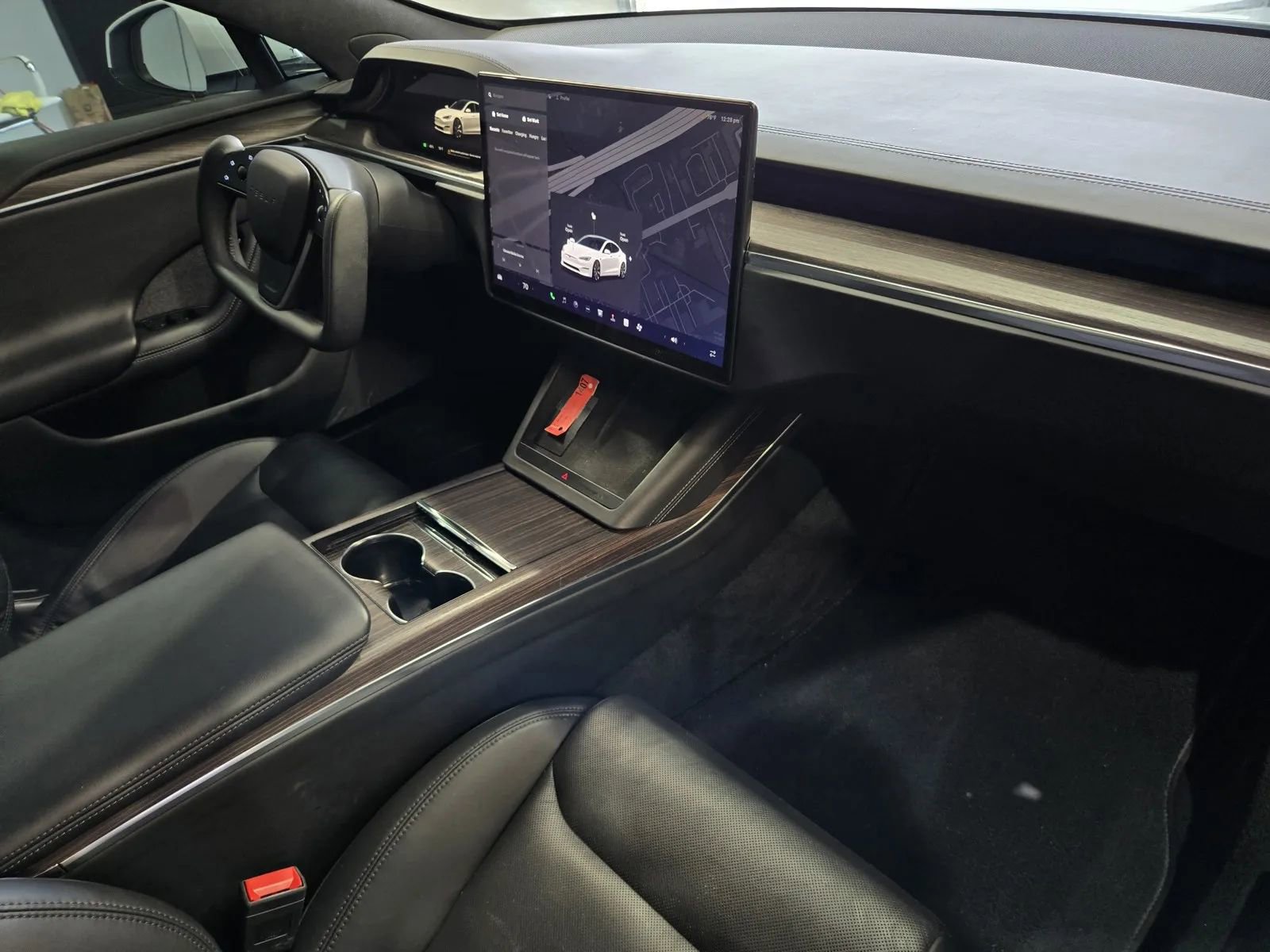 Used 2023 Tesla Model S Standard Range AWD/4WD image 5