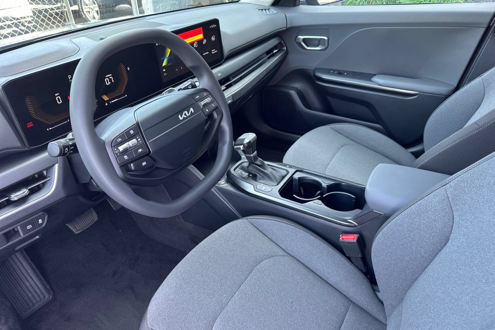 New 2026 Kia K4 FWD image 10