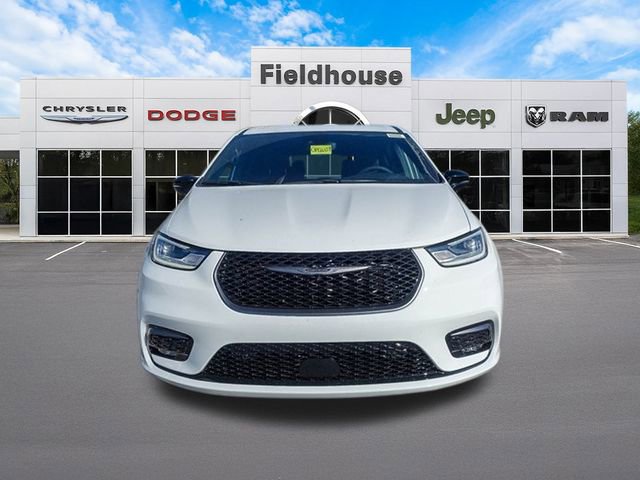 New 2026 Chrysler Pacifica Select image 3