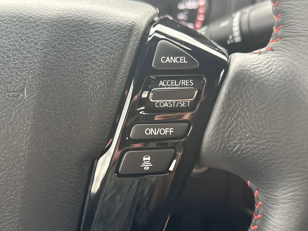 Certified 2025 Nissan Frontier PRO-4X image 40