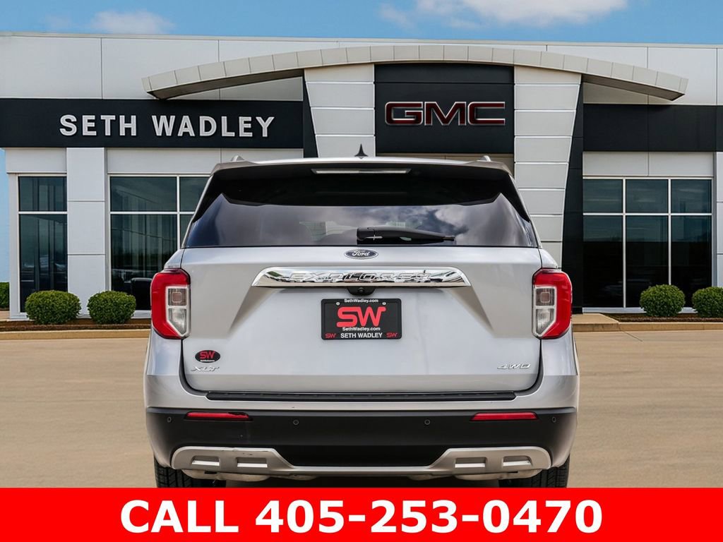 Used 2023 Ford Explorer XLT w/ Equipment Group 202A AWD/4WD image 6