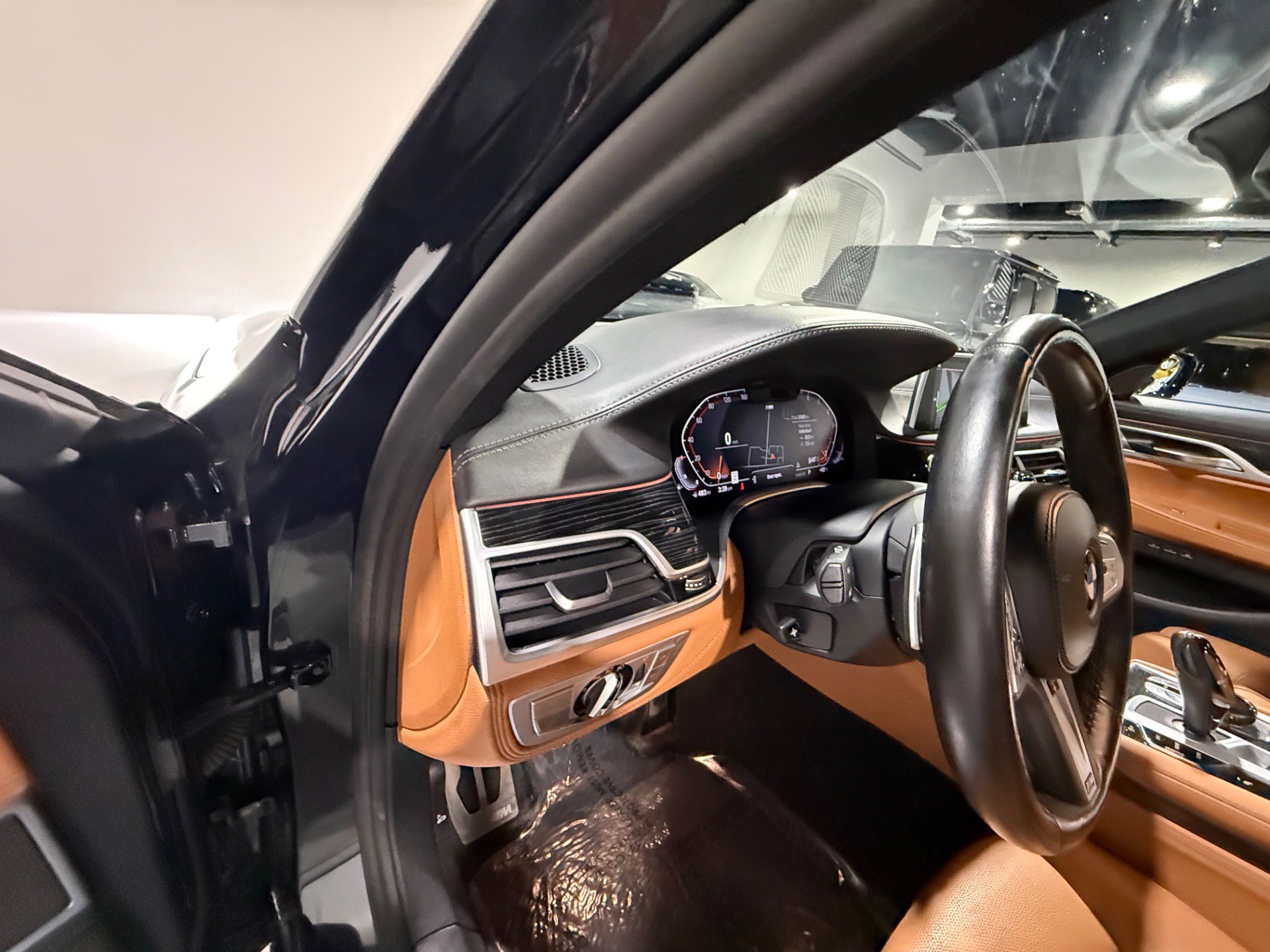 Used 2022 BMW 740i xDrive w/ M Sport Package image 26