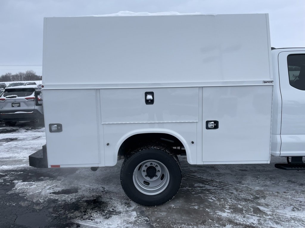 New 2026 Ford F350 XL w/ XL Chrome Package image 28