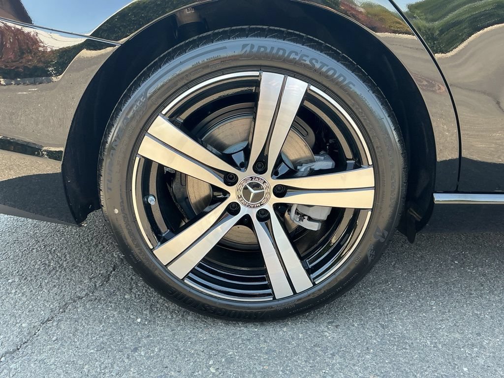 New 2026 Mercedes-Benz C 300 4MATIC Sedan image 8