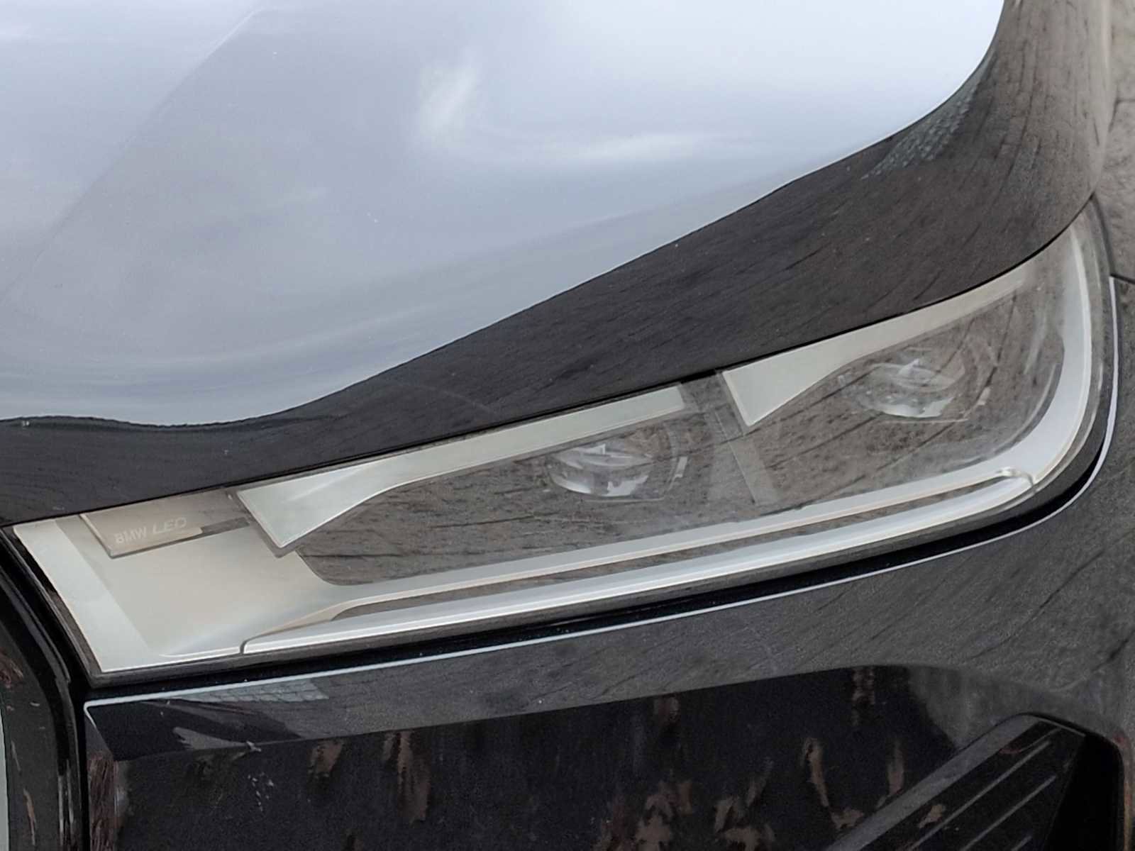 Certified 2025 BMW iX xDrive50 w/ Premium Package image 11