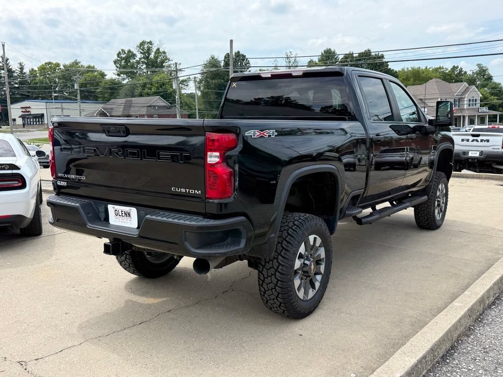Used 2022 Chevrolet Silverado 2500 Custom w/ Custom Value Package AWD/4WD image 6
