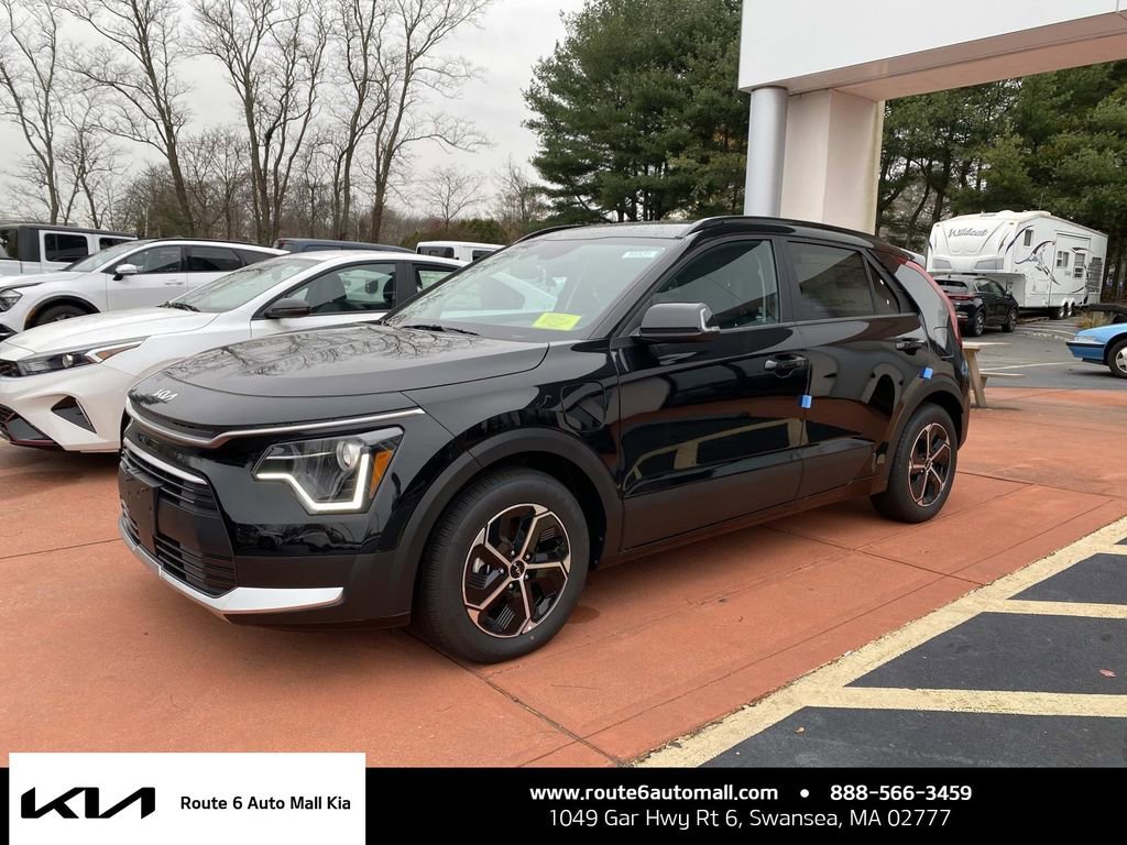 New 2025 Kia Niro EX w/ EX Cold Weather Package image 1