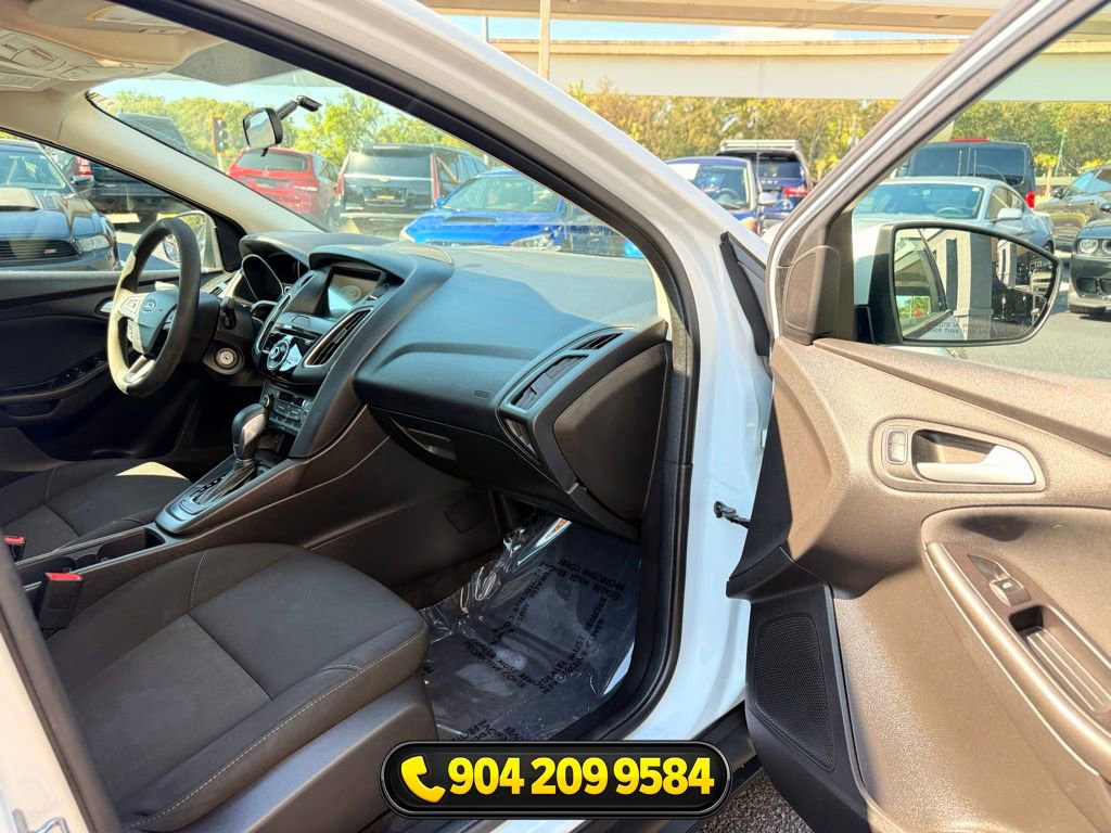 Used 2018 Ford Focus SEL FWD image 28