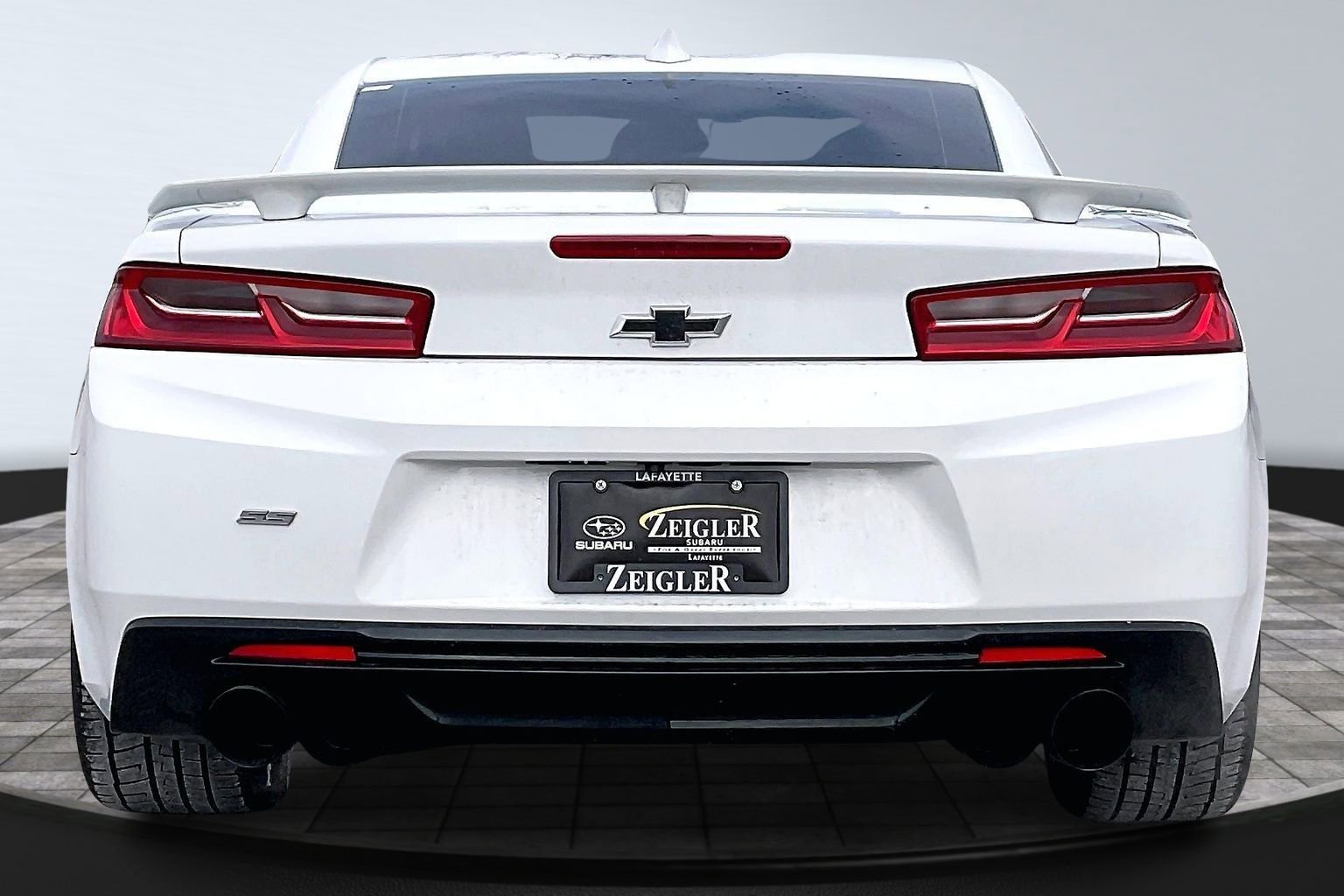 Used 2018 Chevrolet Camaro SS image 4