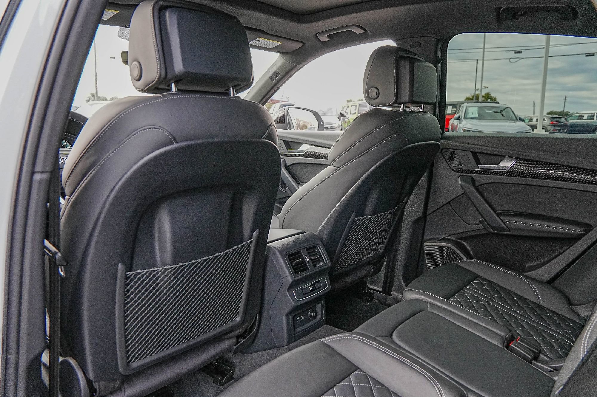 Certified 2024 Audi SQ5 Premium Plus w/ Premium Plus Package image 28