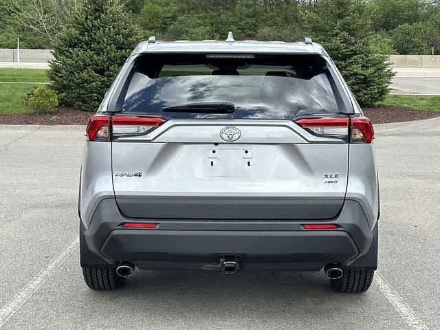 Used 2021 Toyota RAV4 XLE image 4