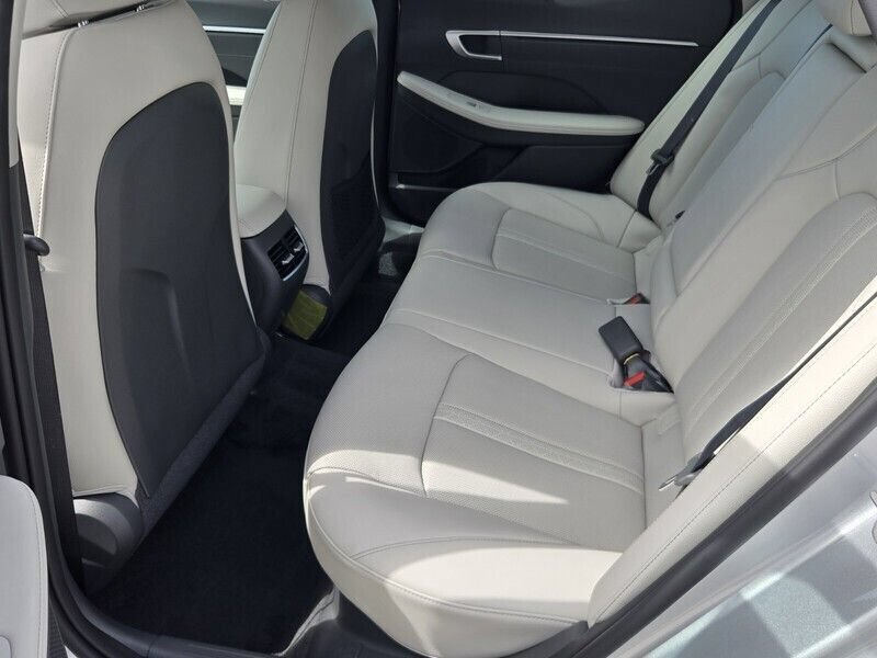 New 2026 Hyundai Sonata Limited FWD image 6