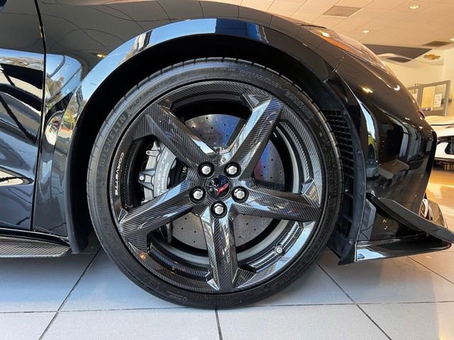 Used 2023 Chevrolet Corvette Z06 RWD image 4