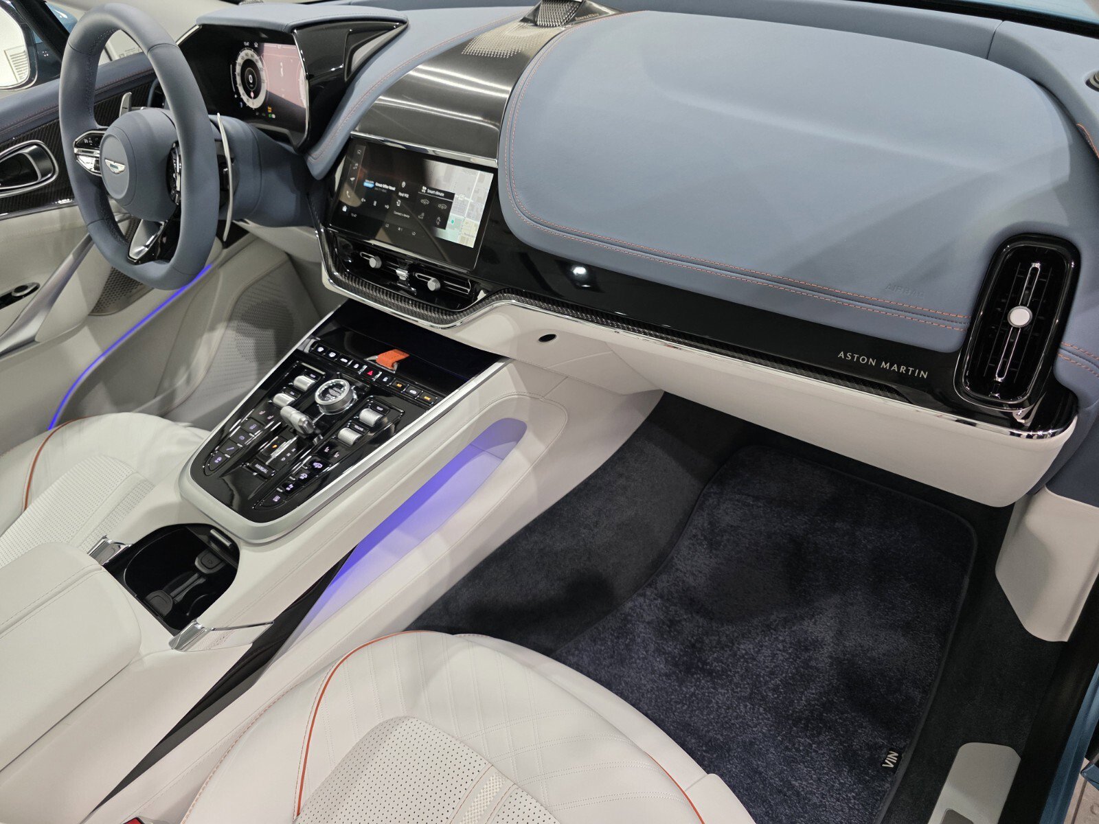 New 2026 Aston Martin DBX 707 image 27