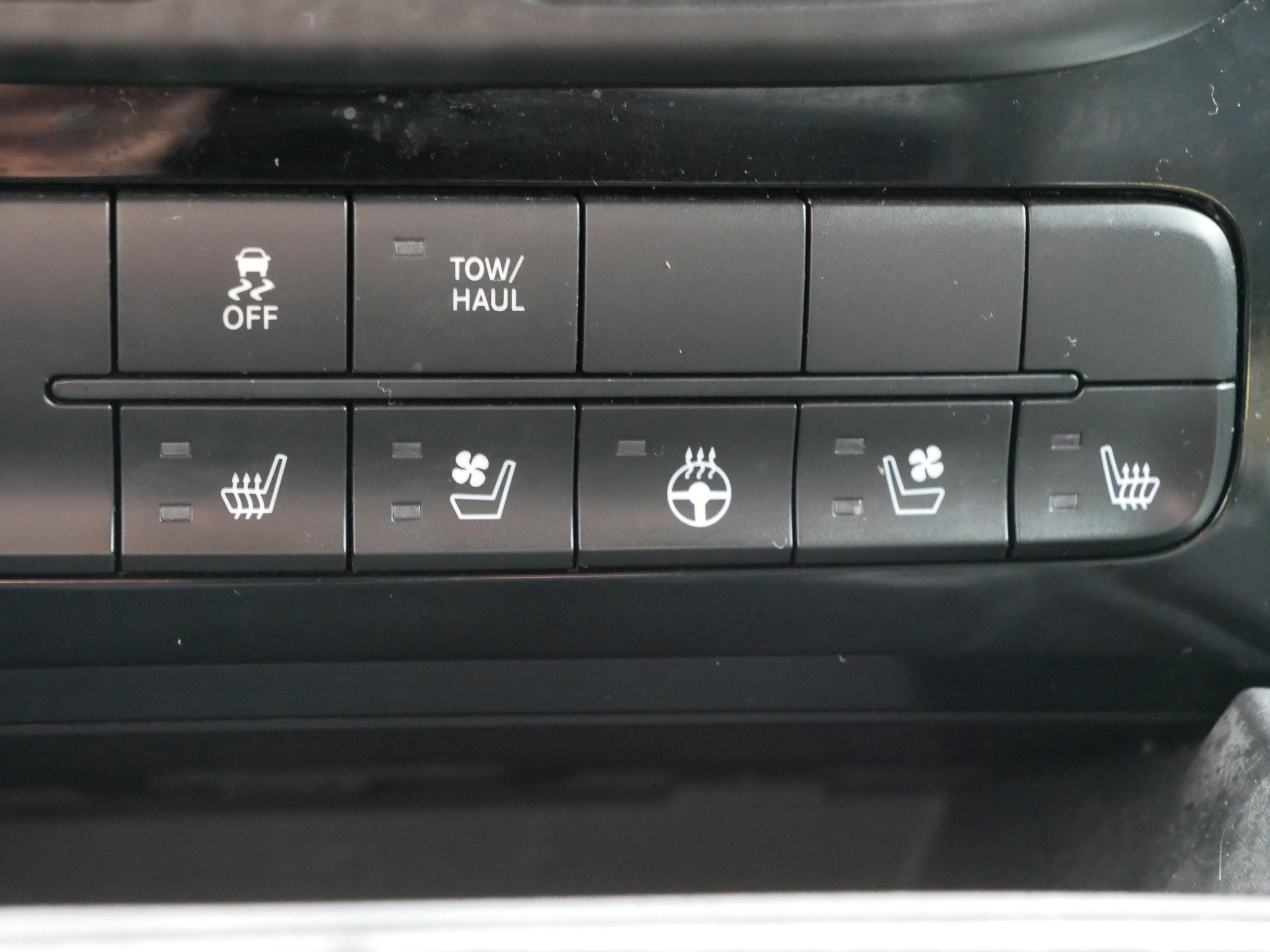 Used 2018 RAM 1500 Sport w/ Convenience Group image 27