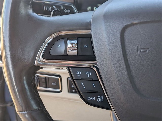 Used 2020 Lincoln Navigator Reserve w/ Luxury Package image 20