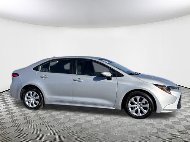 Used 2024 Toyota Corolla LE image 7
