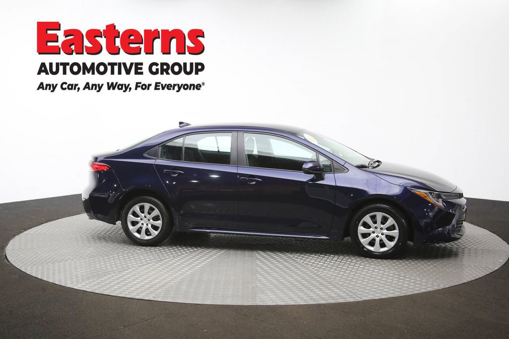 Used 2025 Toyota Corolla LE image 45