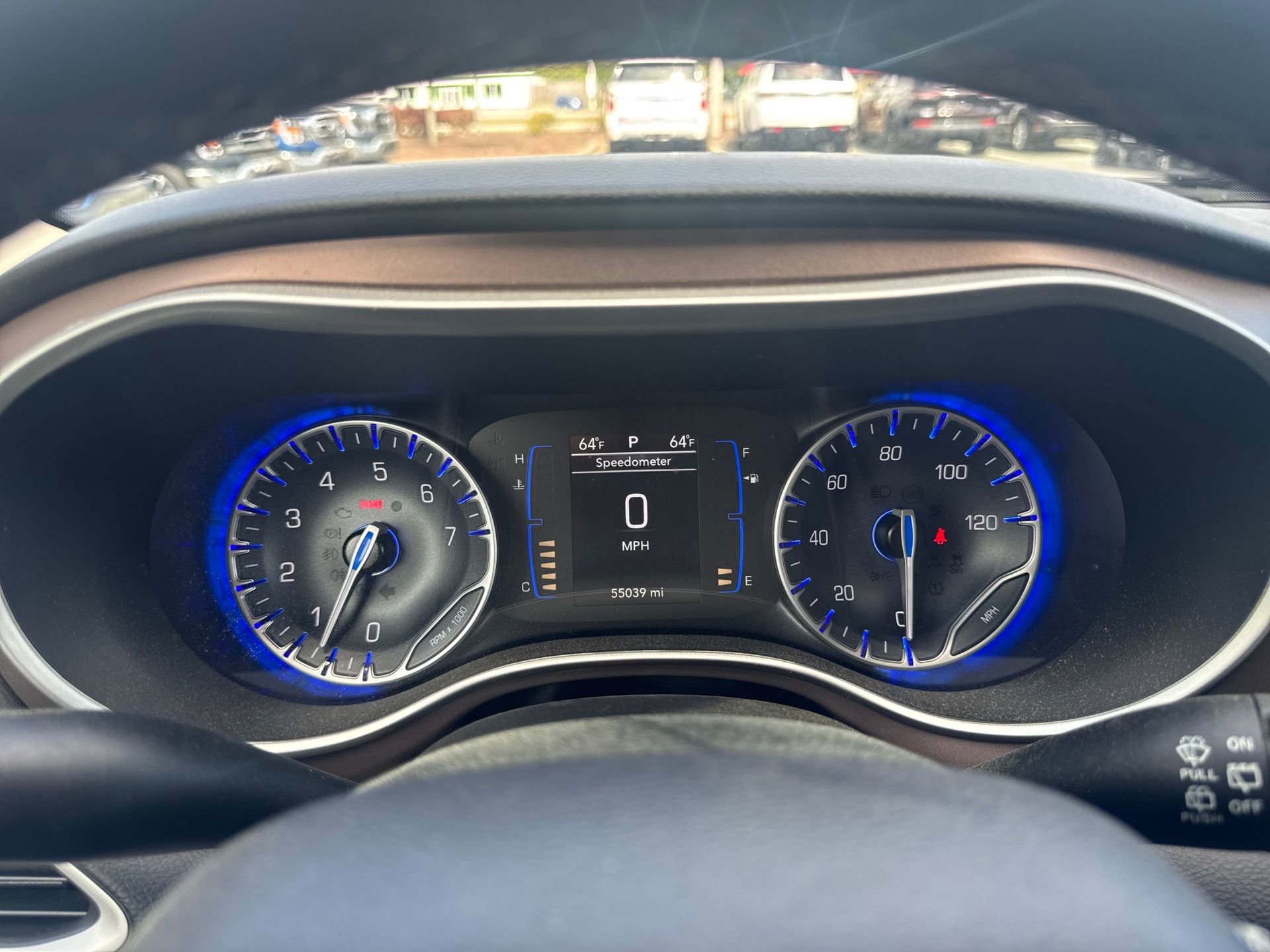 Used 2023 Chrysler Voyager LX image 32