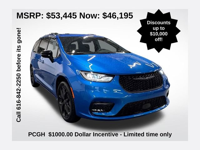 New 2026 Chrysler Pacifica Select w/ S Appearance Package image 1