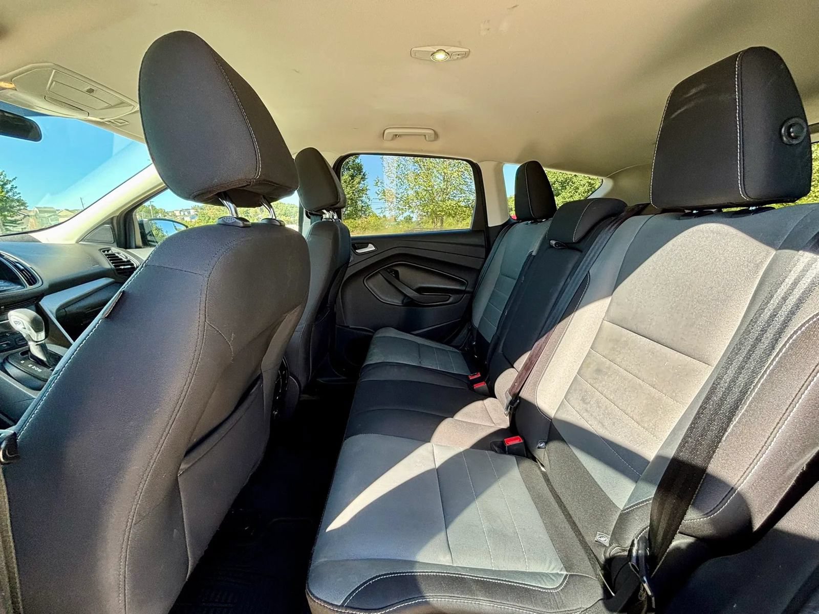 Used 2016 Ford Escape SE w/ Equipment Group 201A AWD/4WD image 12