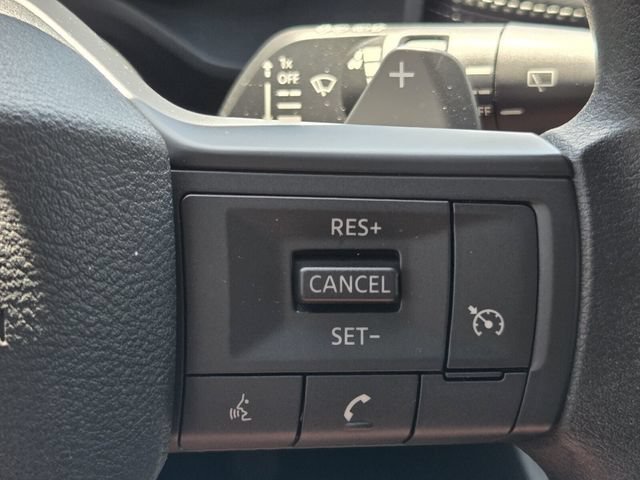 Used 2026 Nissan Rogue S FWD image 23