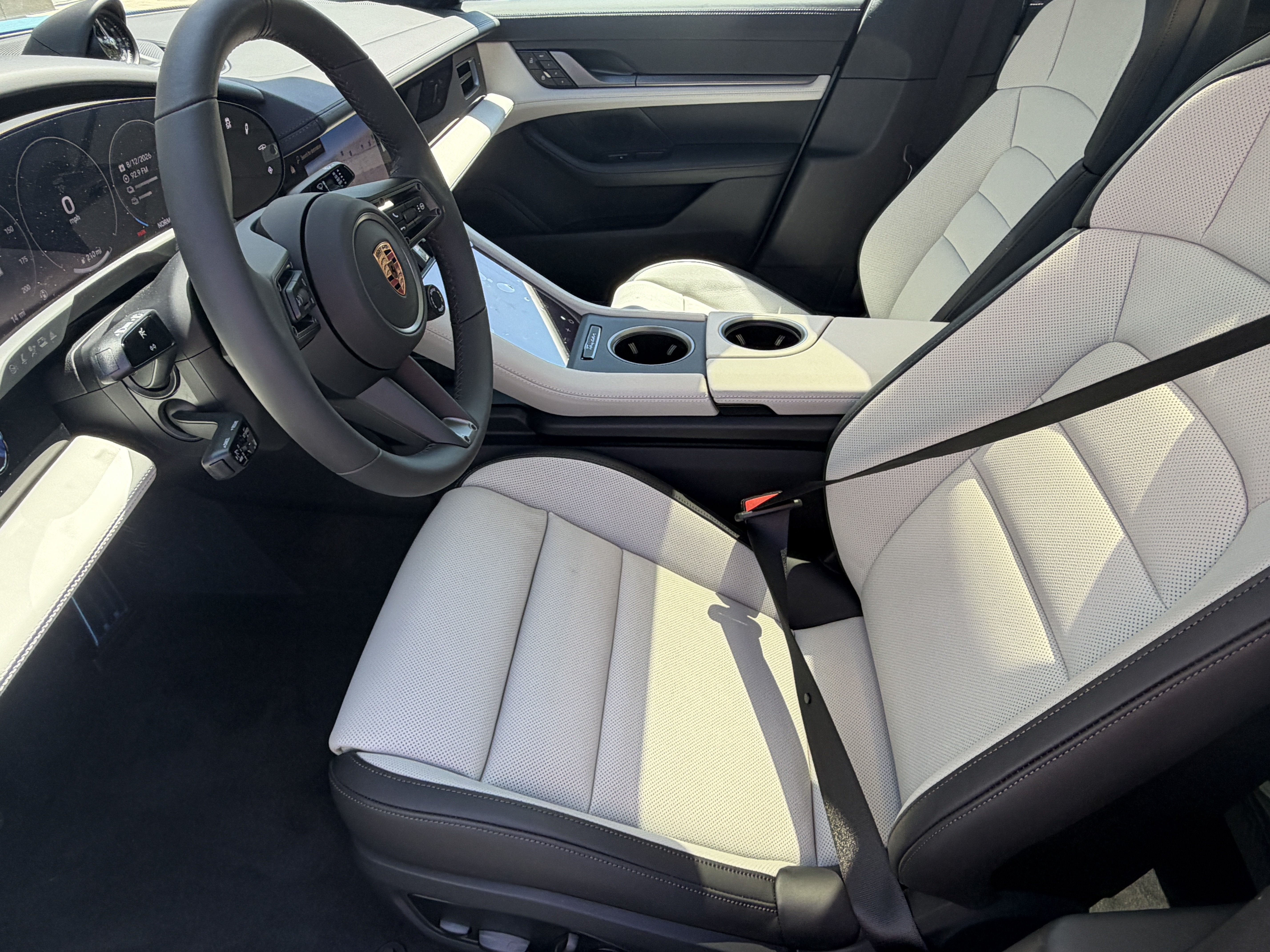 New 2026 Porsche Taycan AWD/4WD image 4