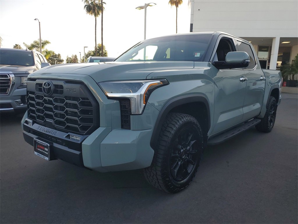 Used 2023 Toyota Tundra Limited image 2