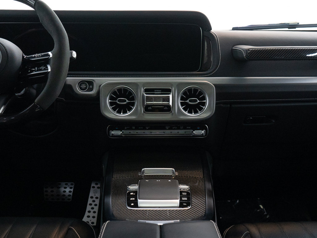 Used 2025 Mercedes-Benz G 63 AMG 4MATIC image 31