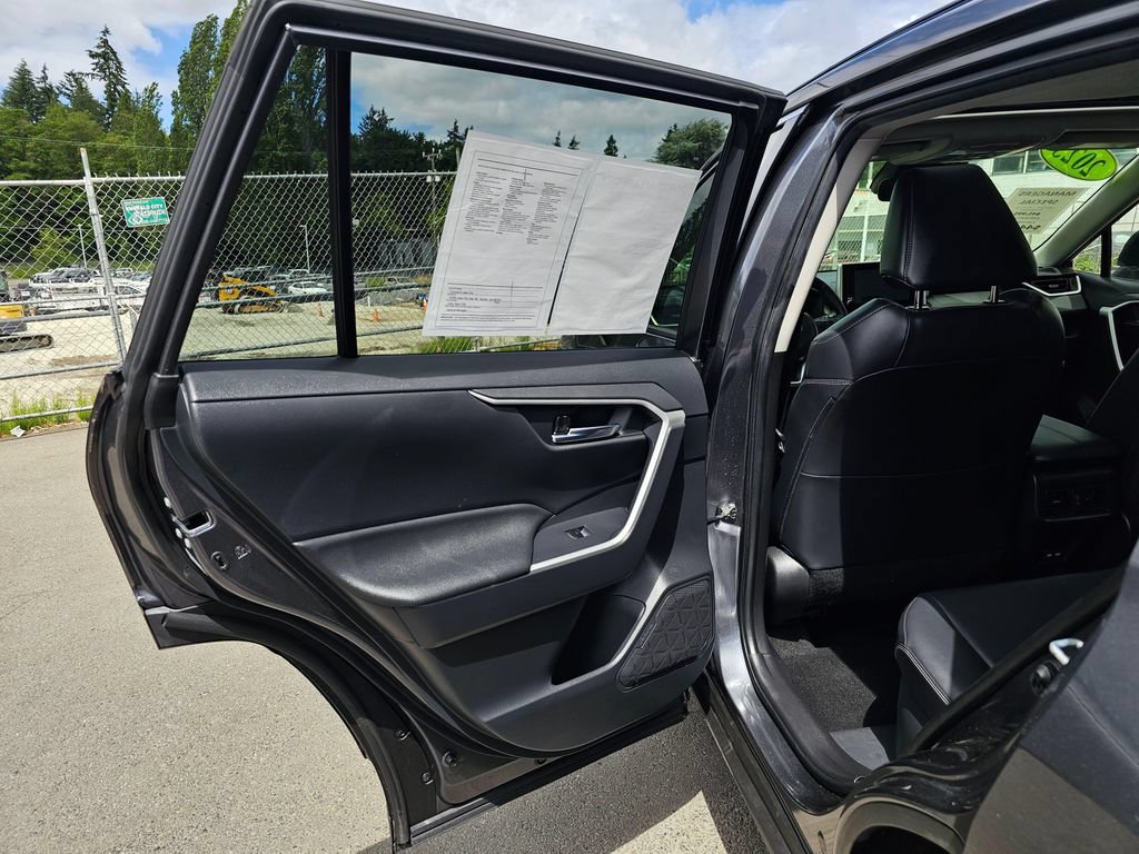 Certified 2023 Toyota RAV4 XLE Premium AWD/4WD image 15