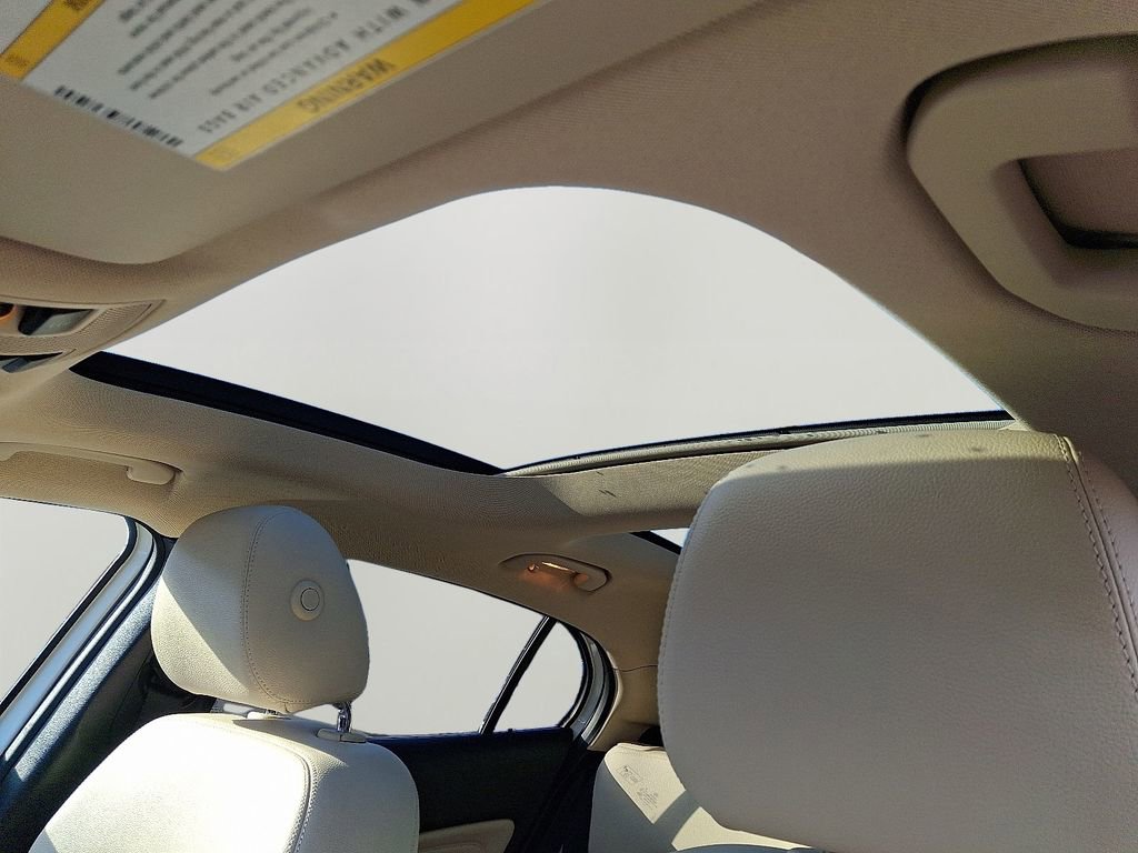 Used 2019 Mercedes-Benz GLA 250 4MATIC image 15