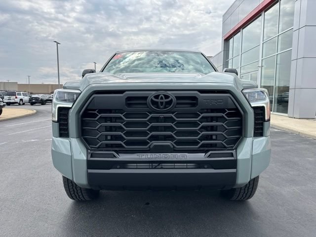 New 2026 Toyota Tundra Limited AWD/4WD image 2