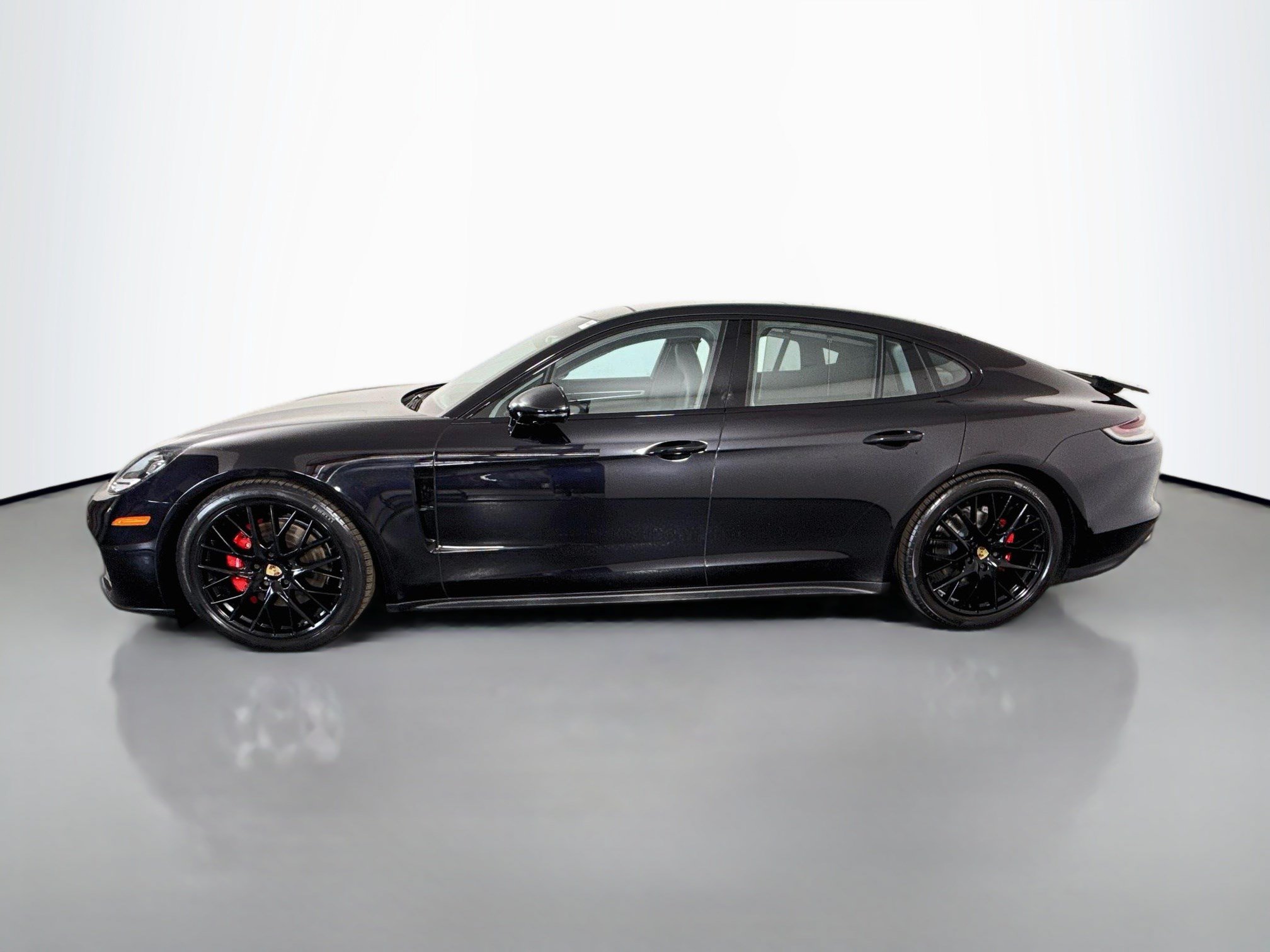 Used 2023 Porsche Panamera 4S w/ Premium Package AWD/4WD image 6