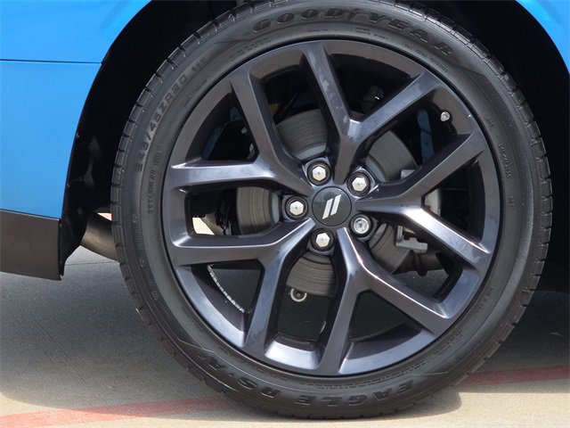 Used 2023 Dodge Challenger R/T w/ Blacktop Package image 9