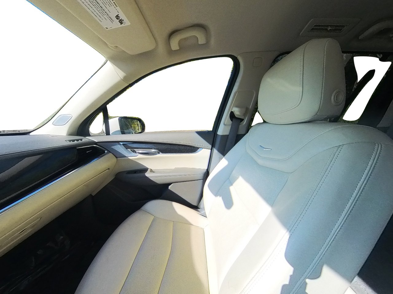 Used 2022 Cadillac XT6 Premium Luxury w/ Technology Package AWD/4WD image 41