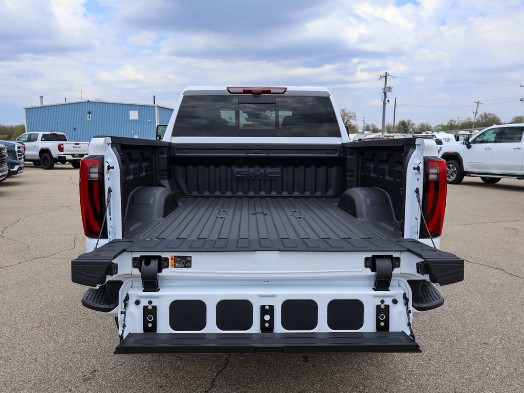 New 2026 GMC Sierra 3500 Denali w/ Denali Reserve Package AWD/4WD image 5