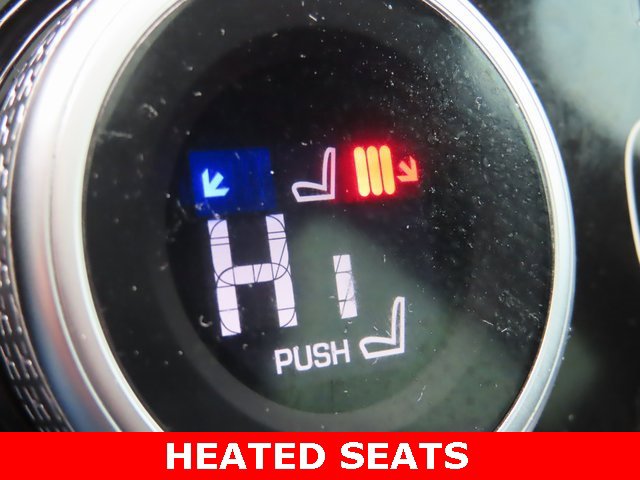 Used 2020 Jaguar XE S image 6