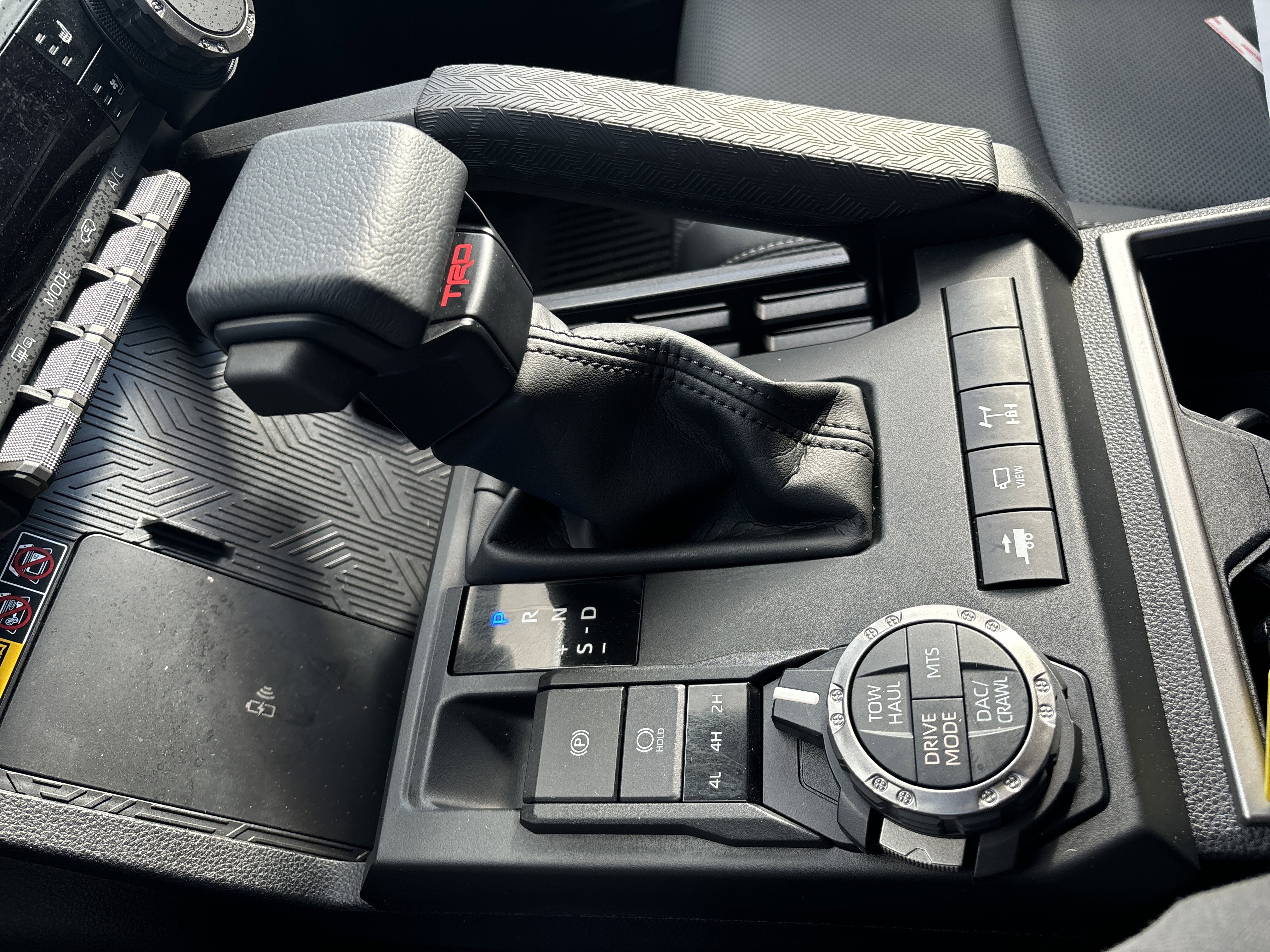 Used 2025 Toyota 4Runner TRD Off-Road Premium image 24